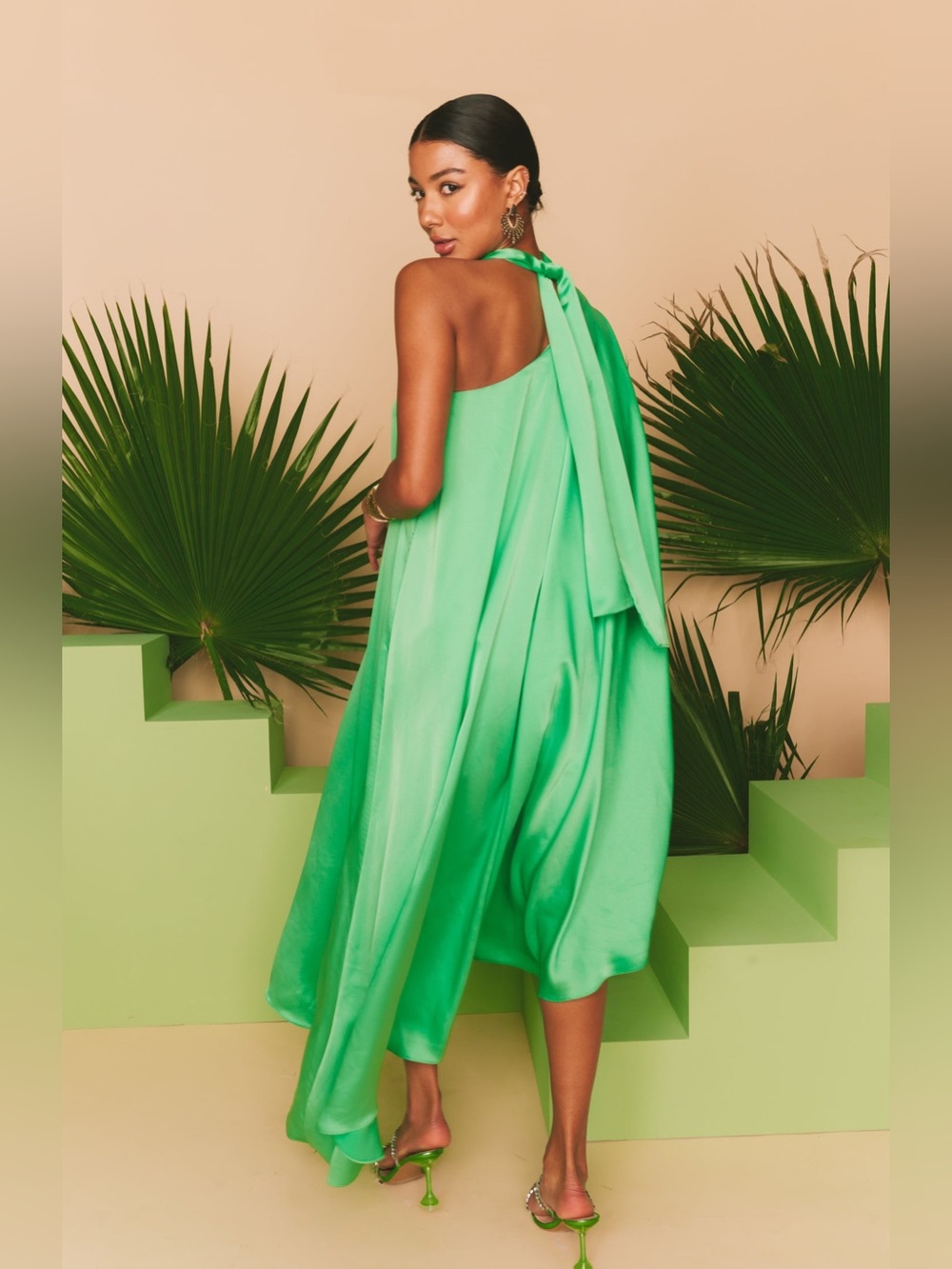 NWT Show Me Your Mumu Rhea One Shoulder Dress in Luxe Kiwi Satin size XS - Picture 3 of 14